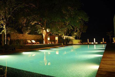 outdoor swimming pool lights